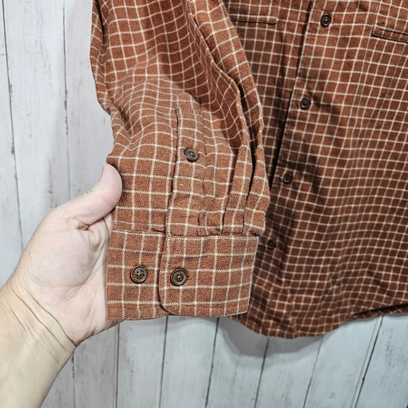 Orvis Men's Rust Orange Plaid Flannel Shirt Button Up Long Sleeve Size Large. - Picture 3 of 8